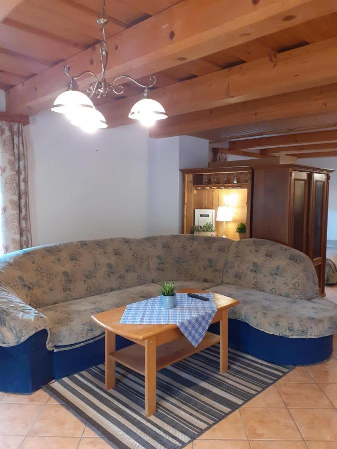 Apartmán u potoka Bujanov Exteriér fotografie